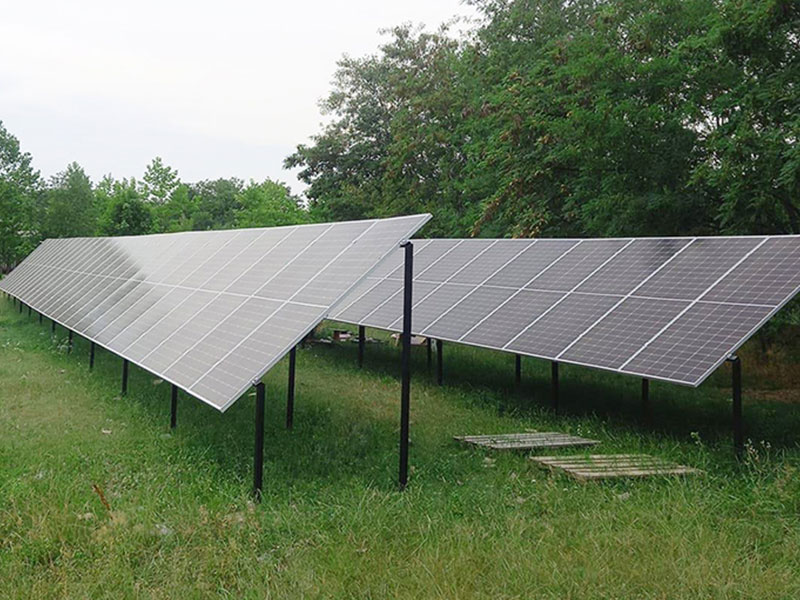 The Benefits Of Ground-Mounted Solar Panels