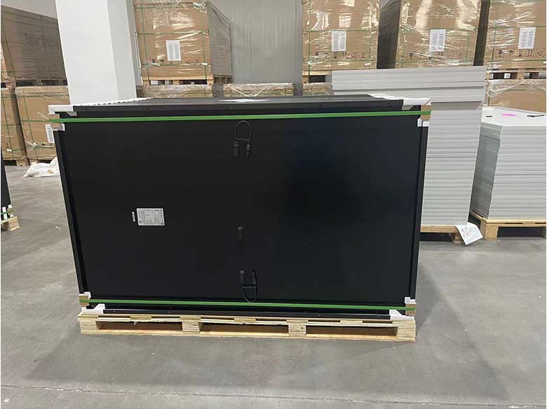 Full black 410W solar modules